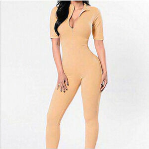 Fashion‎ Nova Queen of Hearts Jumpsuit